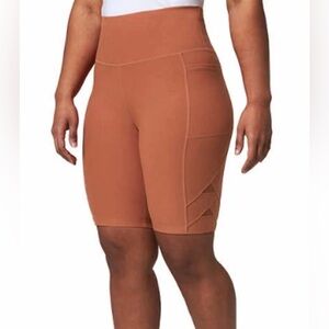 Mondetta Women's High-Waisted Tan Shorts